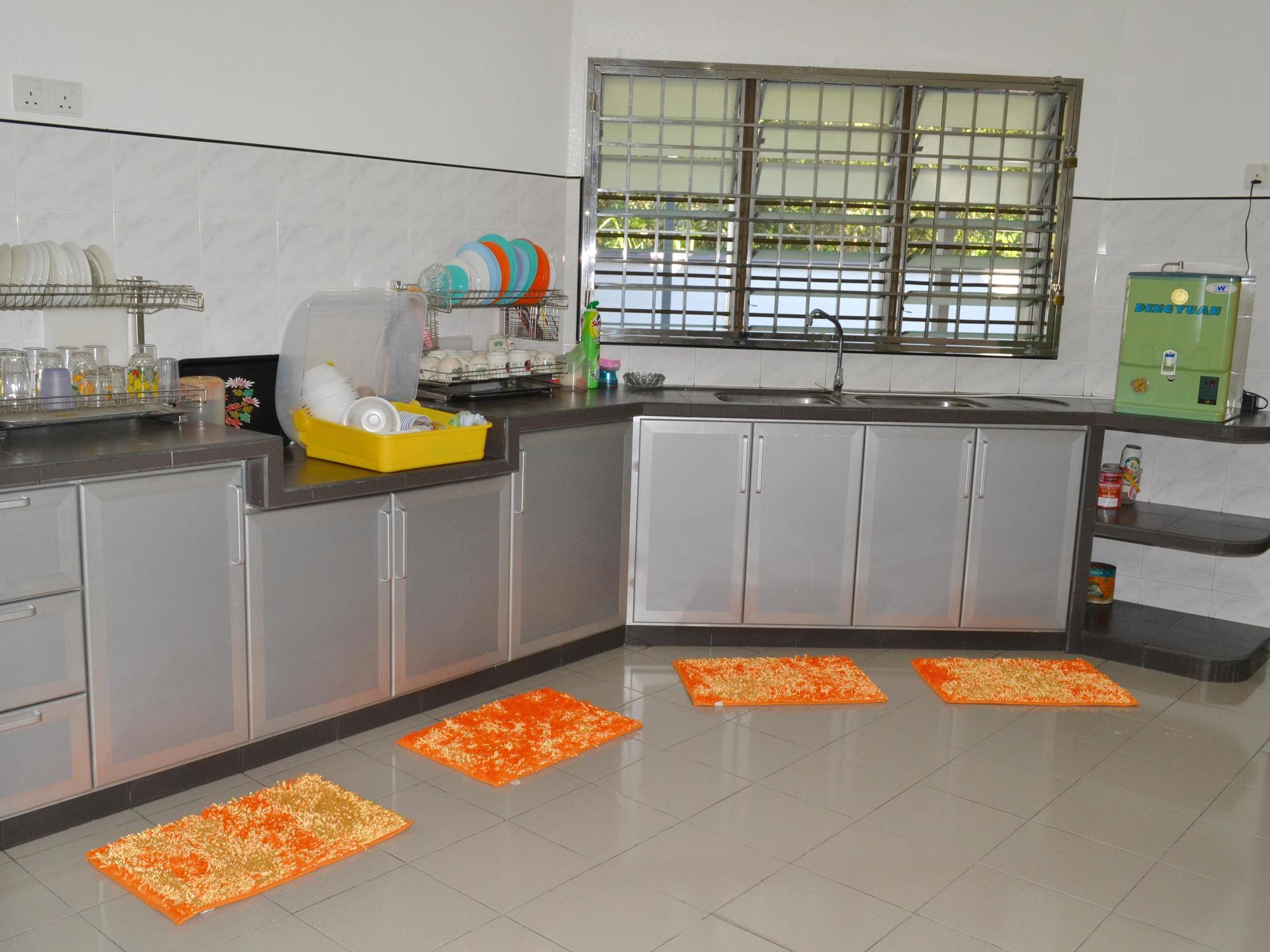 Megastar Inn Vacation Stay Kangar Exterior photo